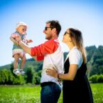 How to Raise Confident and Happy Kids: A Parent’s Guide